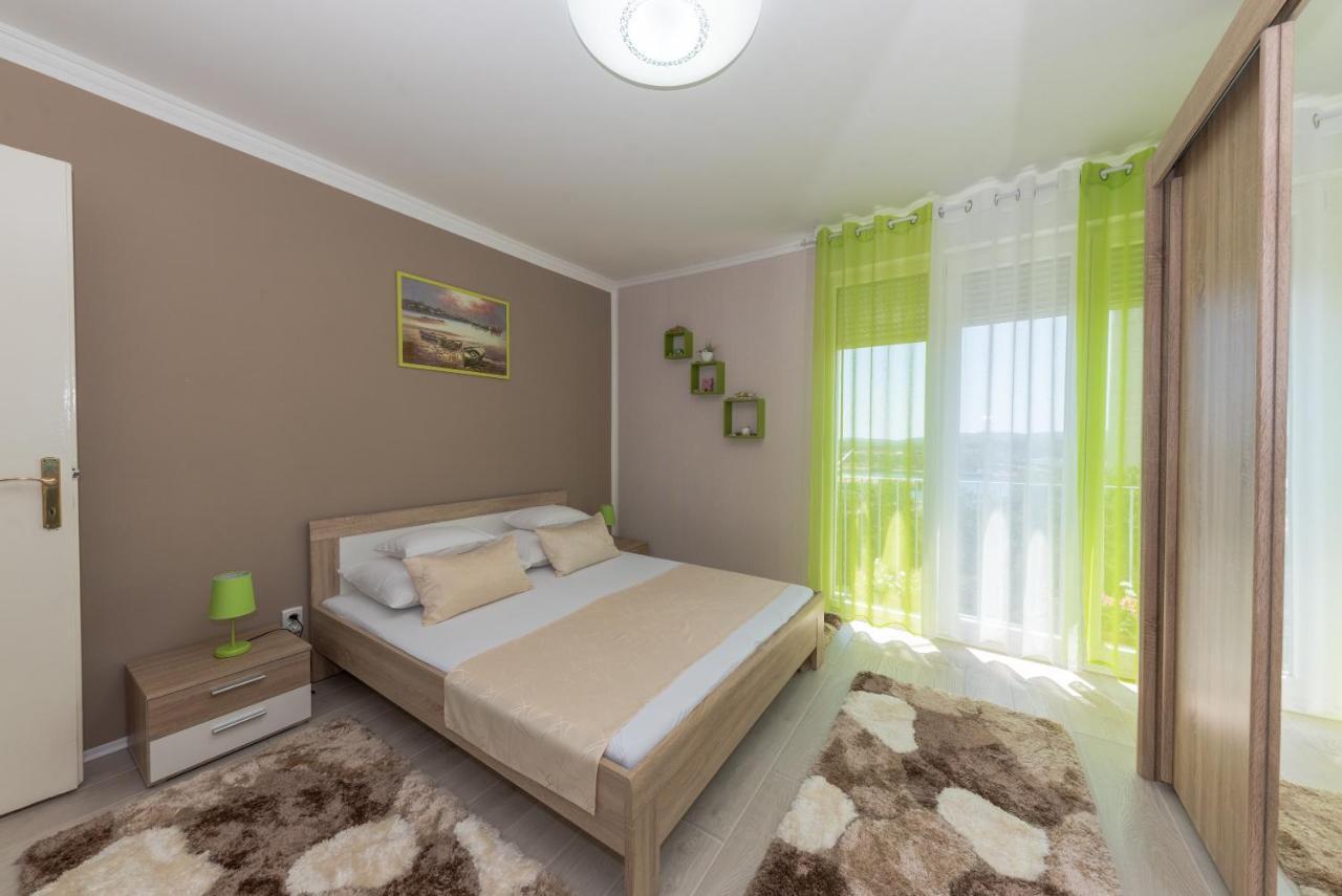 Apartment Danijela Šibenik Екстериор снимка